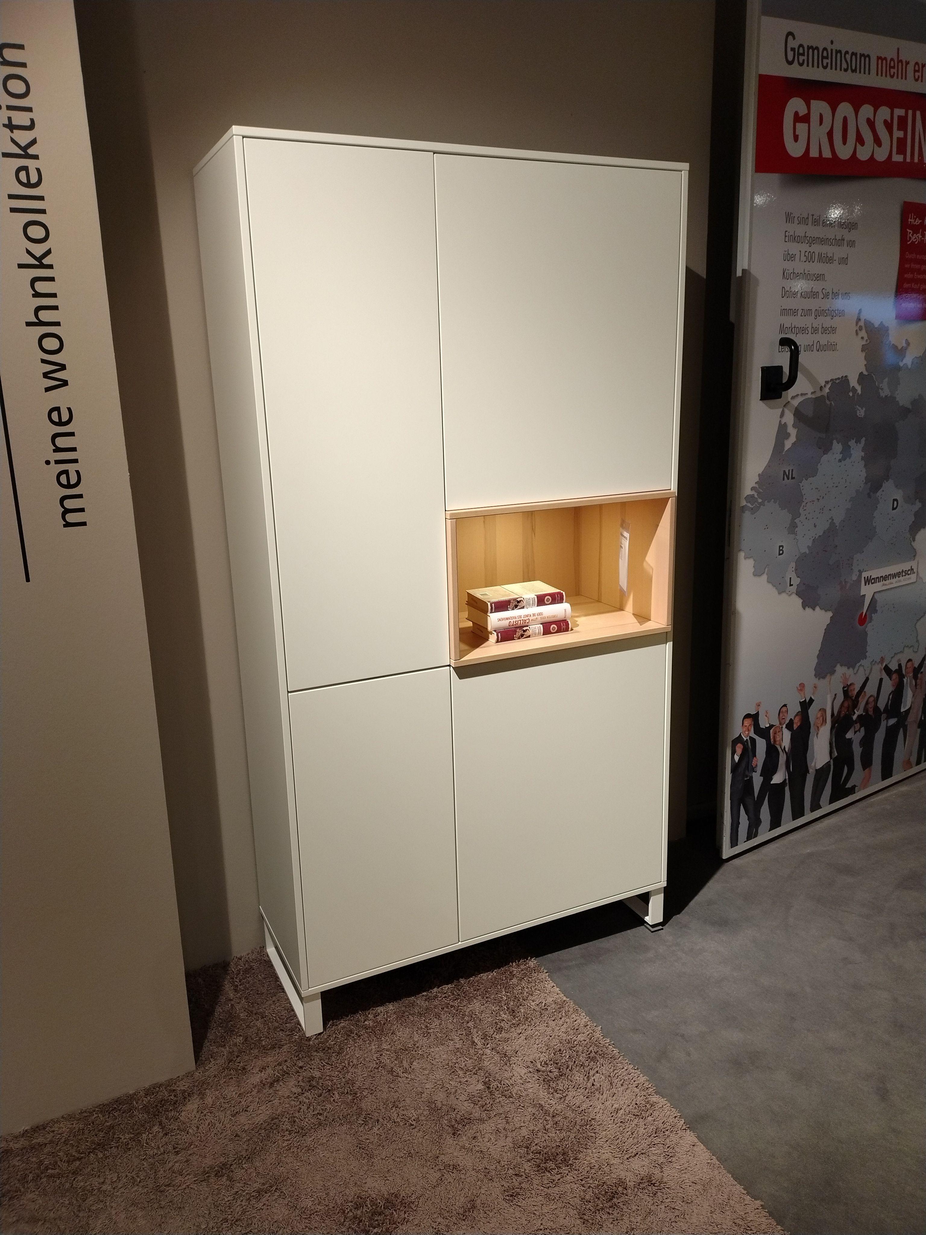 Vitrine Lack weiß matt mit offenem Fach in Kristallbuche Echtholzfurnier